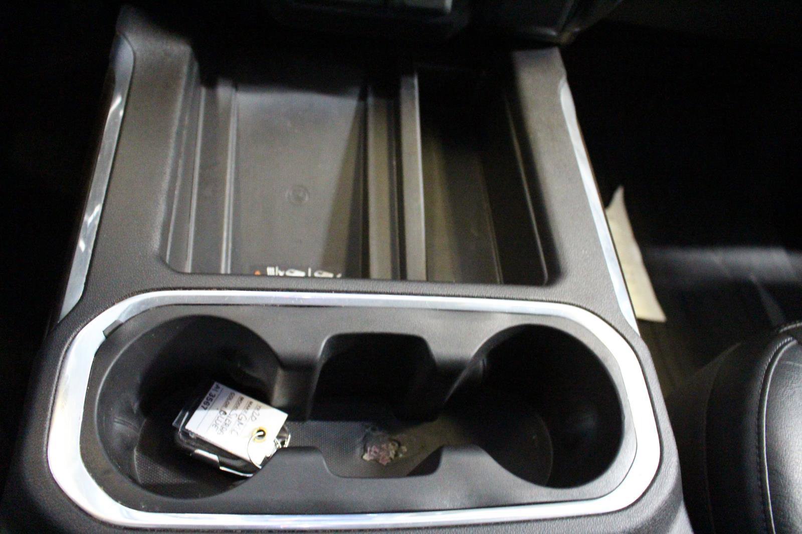 Used 2020 GMC Sierra 1500 SLT w/ SLT Convenience Package image 26