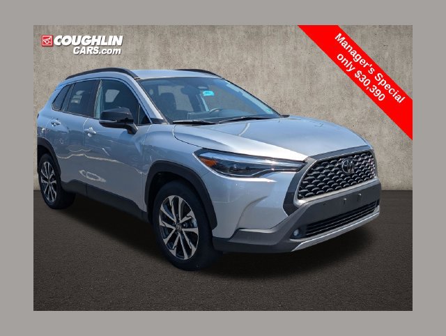 Used 2025 Toyota Corolla Cross XLE
