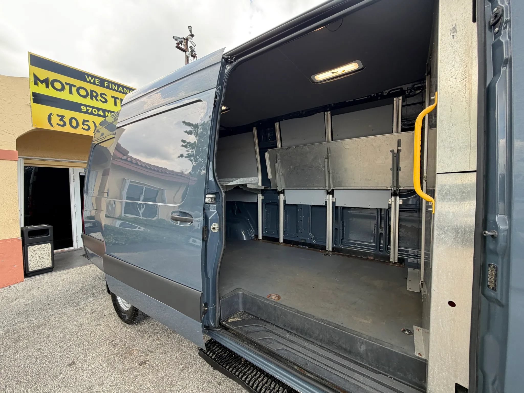 Used 2019 Mercedes-Benz Sprinter 170 image 8