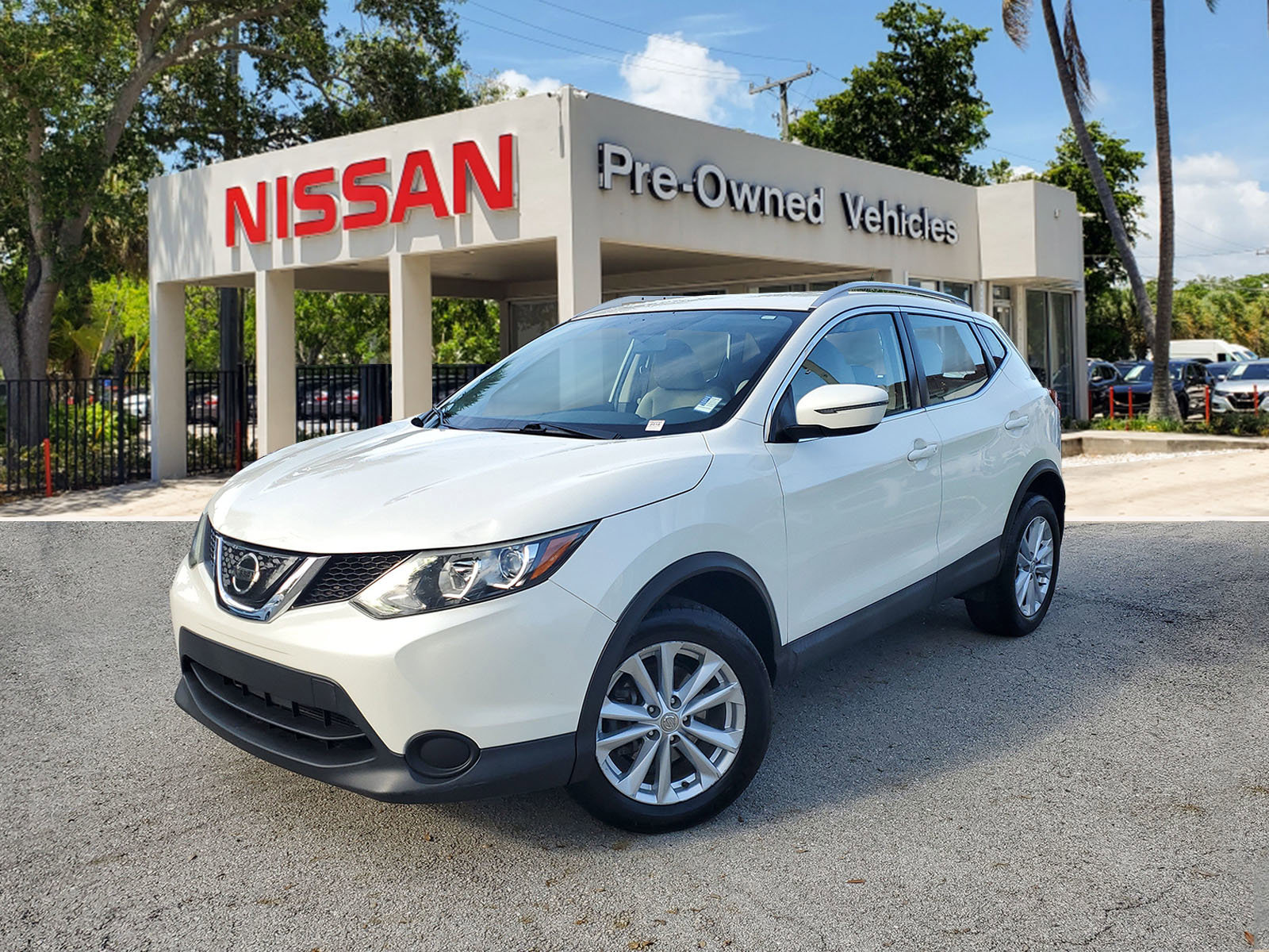Used 2018 Nissan Rogue Sport SV 360° Tour