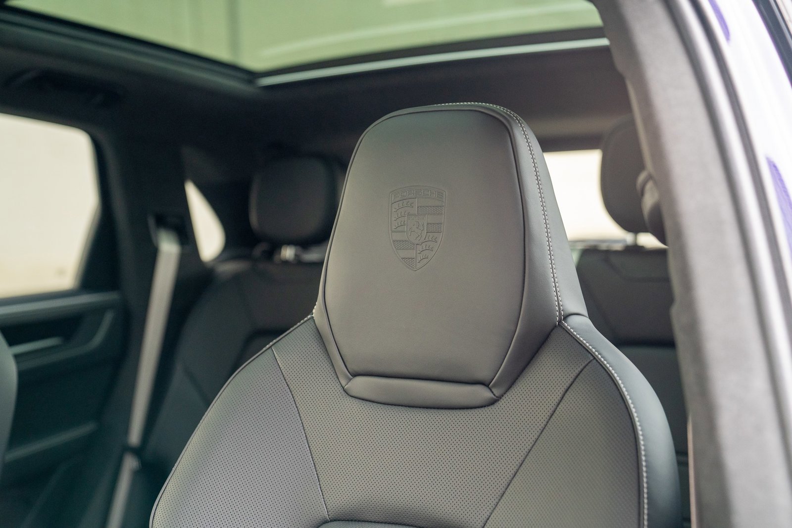 New 2025 Porsche Cayenne GTS AWD/4WD image 10