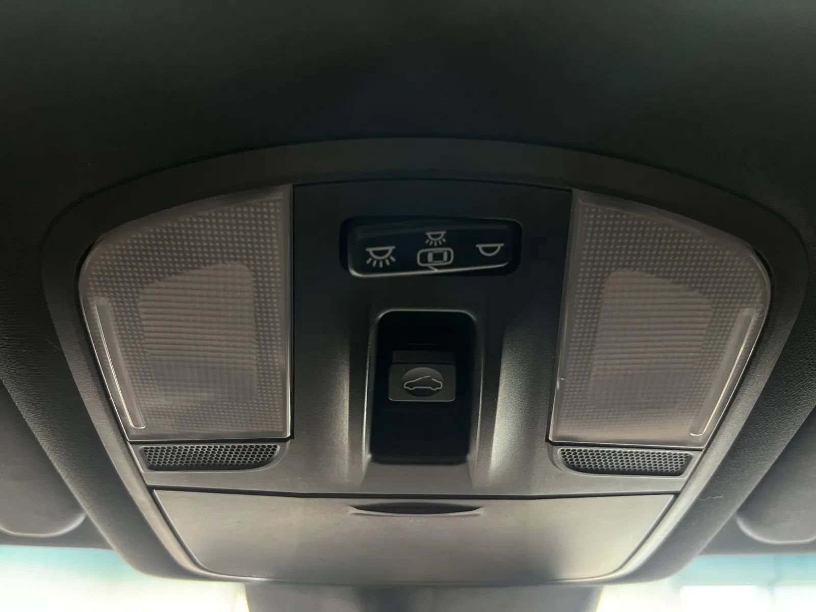Used 2020 Hyundai Veloster 2.0 Premium FWD image 46