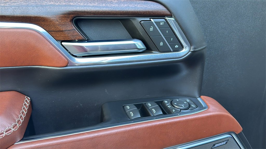 Used 2024 GMC Sierra 2500 Denali Ultimate image 21