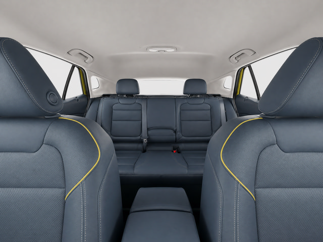 Used 2024 Chevrolet Trax ACTIV w/ Sunroof Package FWD image 13