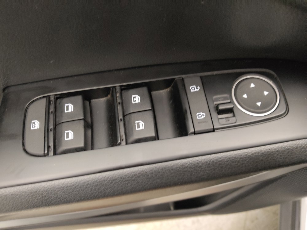 Used 2024 Kia Soul LX w/ Option Group 015 image 27