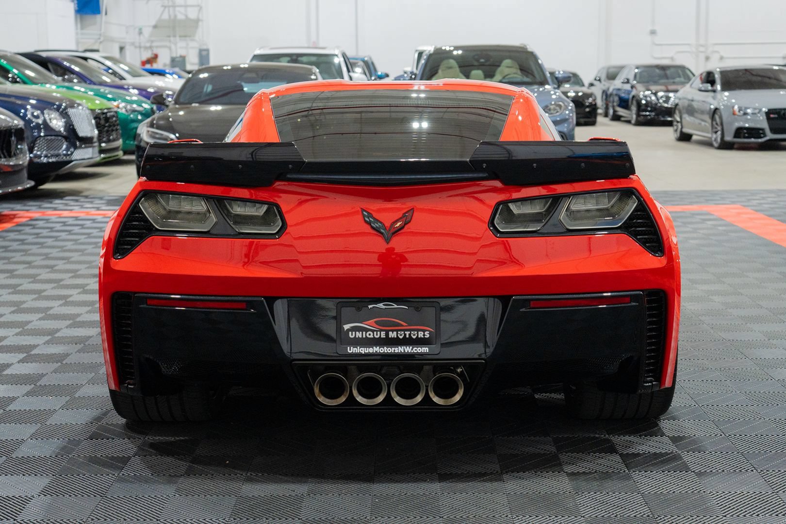 Used 2016 Chevrolet Corvette Z06 w/ 3LZ Preferred Equipment Group RWD image 5