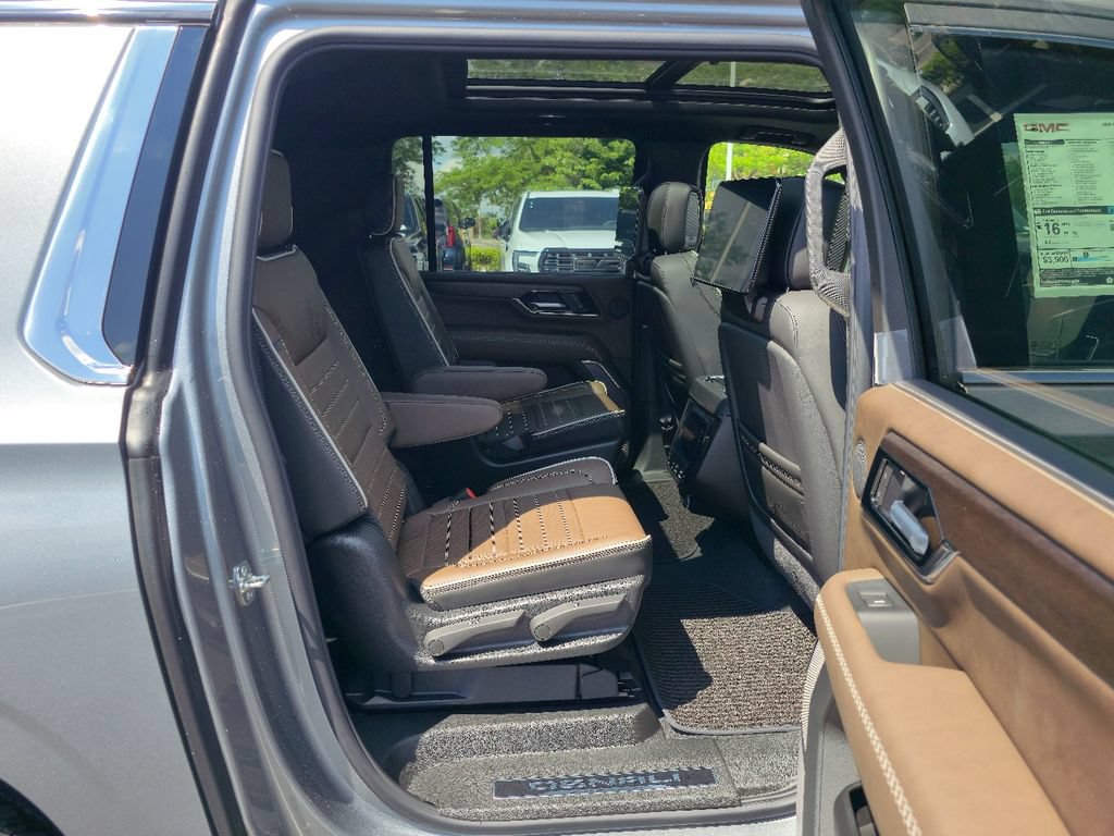 New 2026 GMC Yukon XL Denali Ultimate AWD/4WD image 26