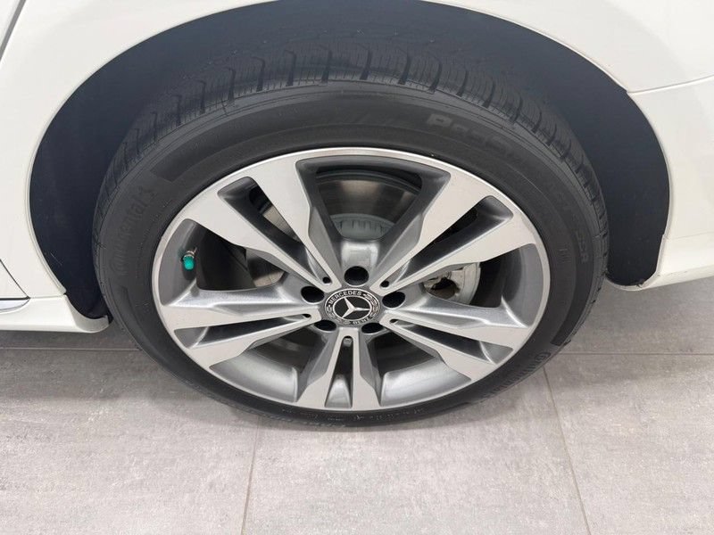 Used 2019 Mercedes-Benz C 300 4MATIC Sedan image 6