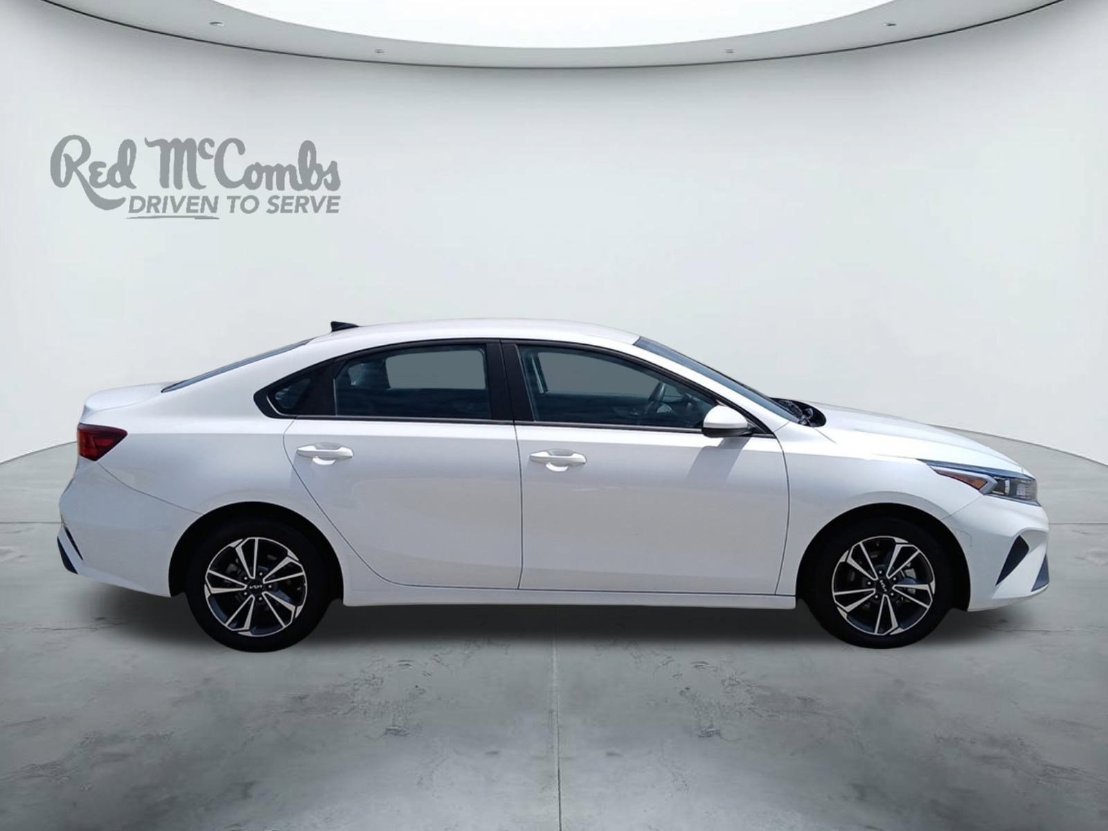 Used 2024 Kia Forte LXS image 6