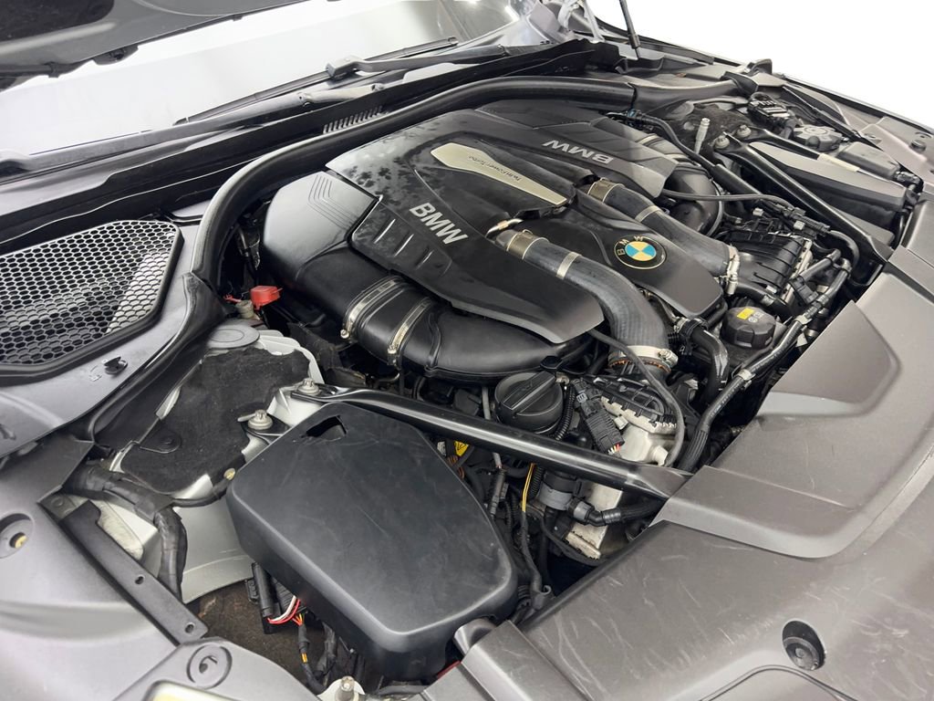 Used 2017 BMW 750i xDrive image 78