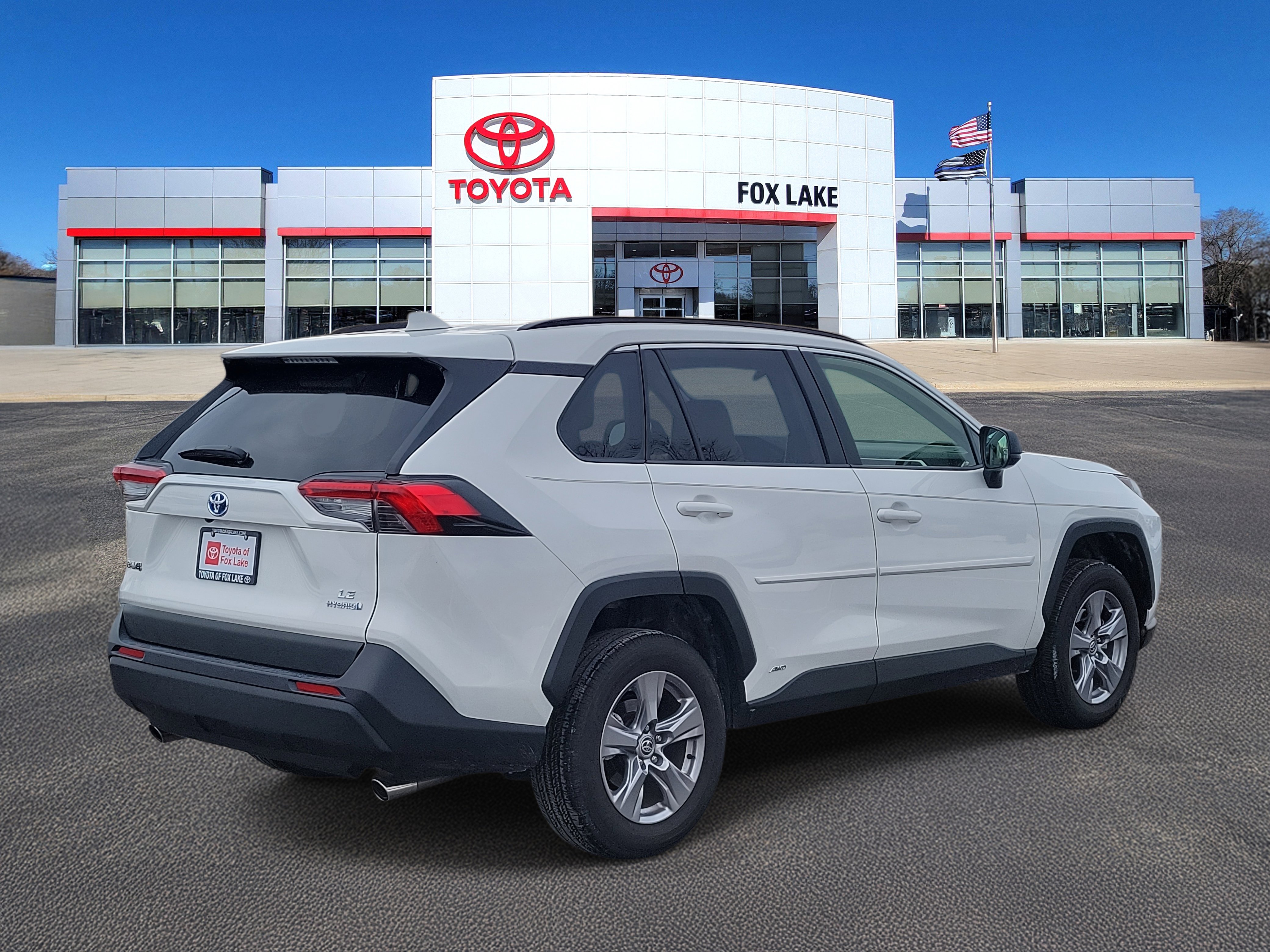 Used 2023 Toyota RAV4 LE image 4