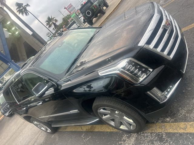 Used 2018 Cadillac Escalade Luxury image 8