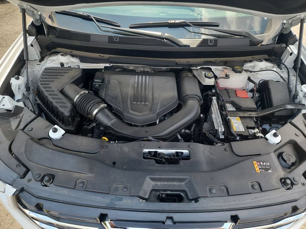 Certified 2025 GMC Acadia Elevation FWD image 30