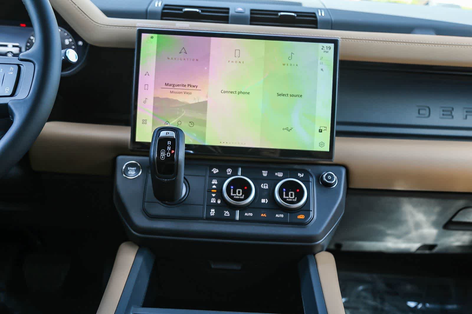 New 2026 Land Rover Defender 130 X-Dynamic SE AWD/4WD image 12