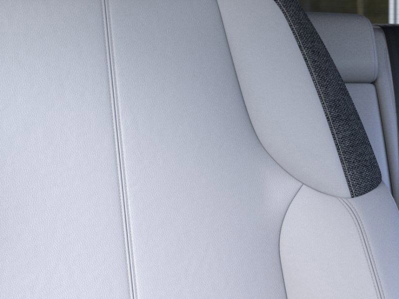New 2025 Cadillac Optiq Sport 1 w/ LPO, Floor Liner Package image 21