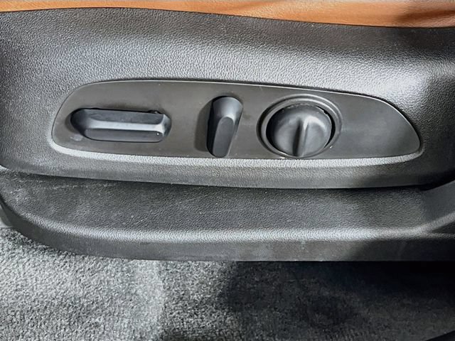 Used 2019 Chevrolet Traverse High Country AWD/4WD image 13