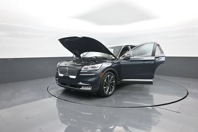 Used 2022 Lincoln Aviator Reserve w/ Equipment Group 201A RWD image 45