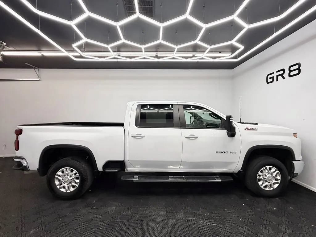 Used 2022 Chevrolet Silverado 2500 W/T w/ WT Convenience Package AWD/4WD image 11