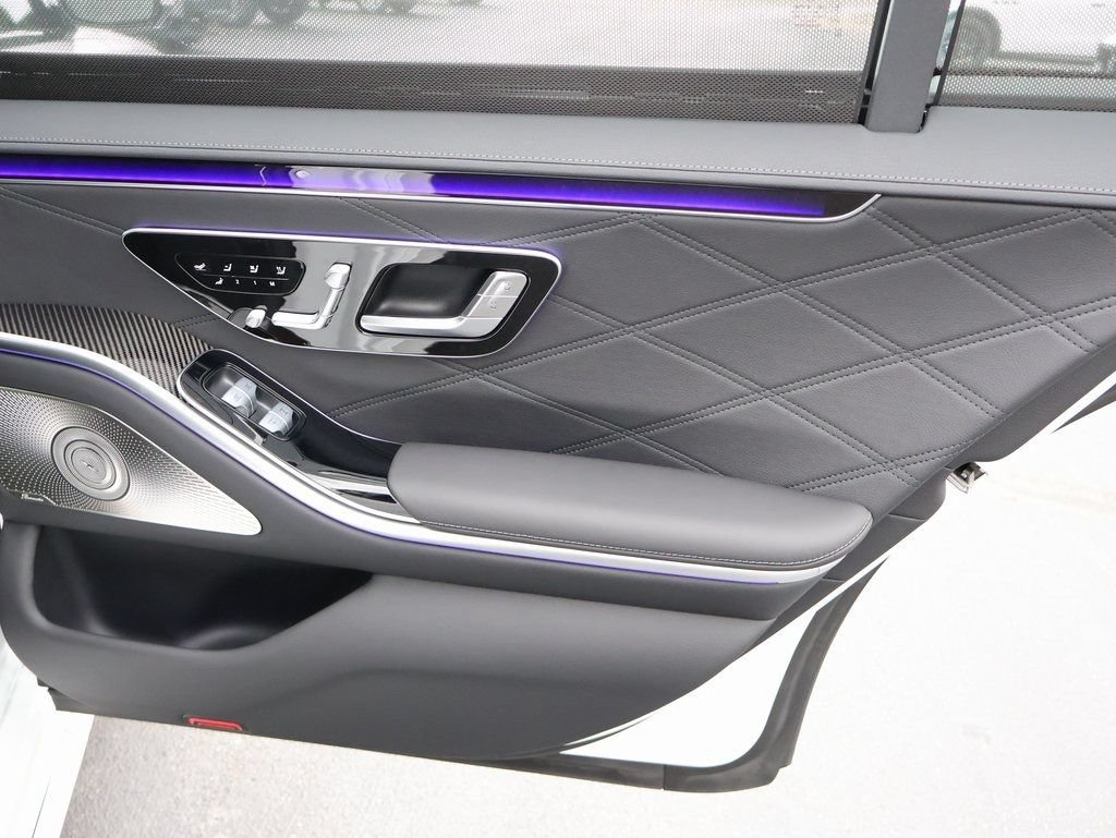New 2025 Mercedes-Benz S 63 AMG S image 17