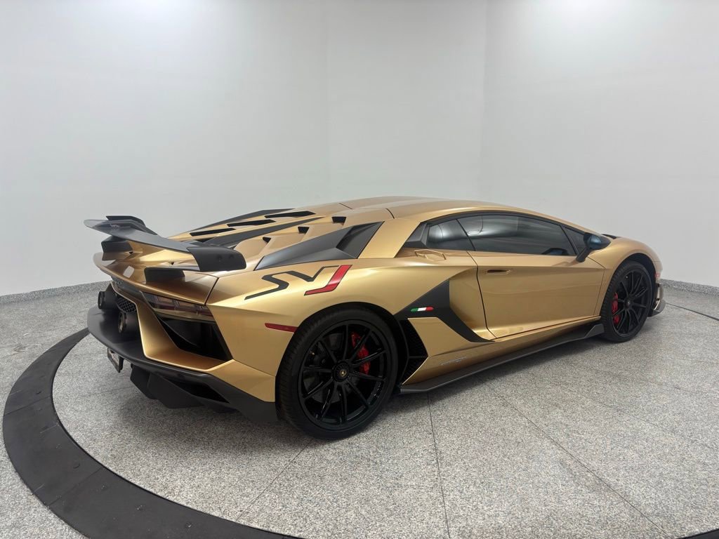 Used 2019 Lamborghini Aventador SVJ image 12