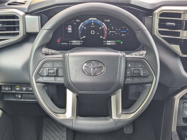 Used 2025 Toyota Sequoia SR5 image 21