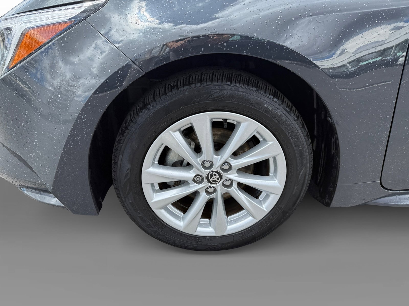 Used 2023 Toyota Corolla XLE FWD image 9