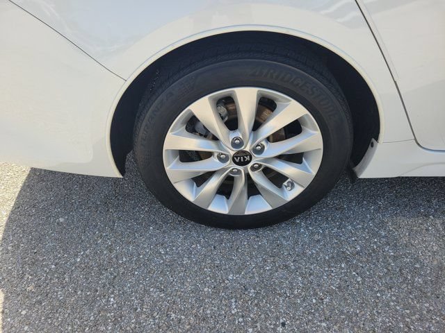 Used 2018 Kia Optima EX FWD image 11