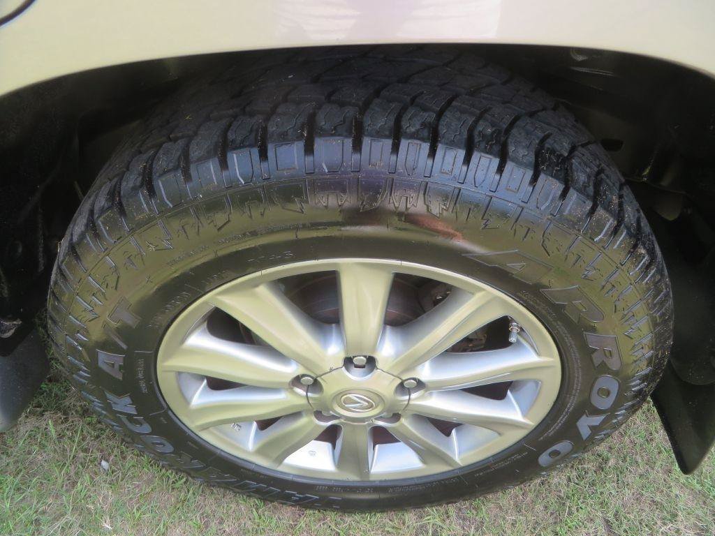 Used 2009 Lexus LX 570 4WD image 30