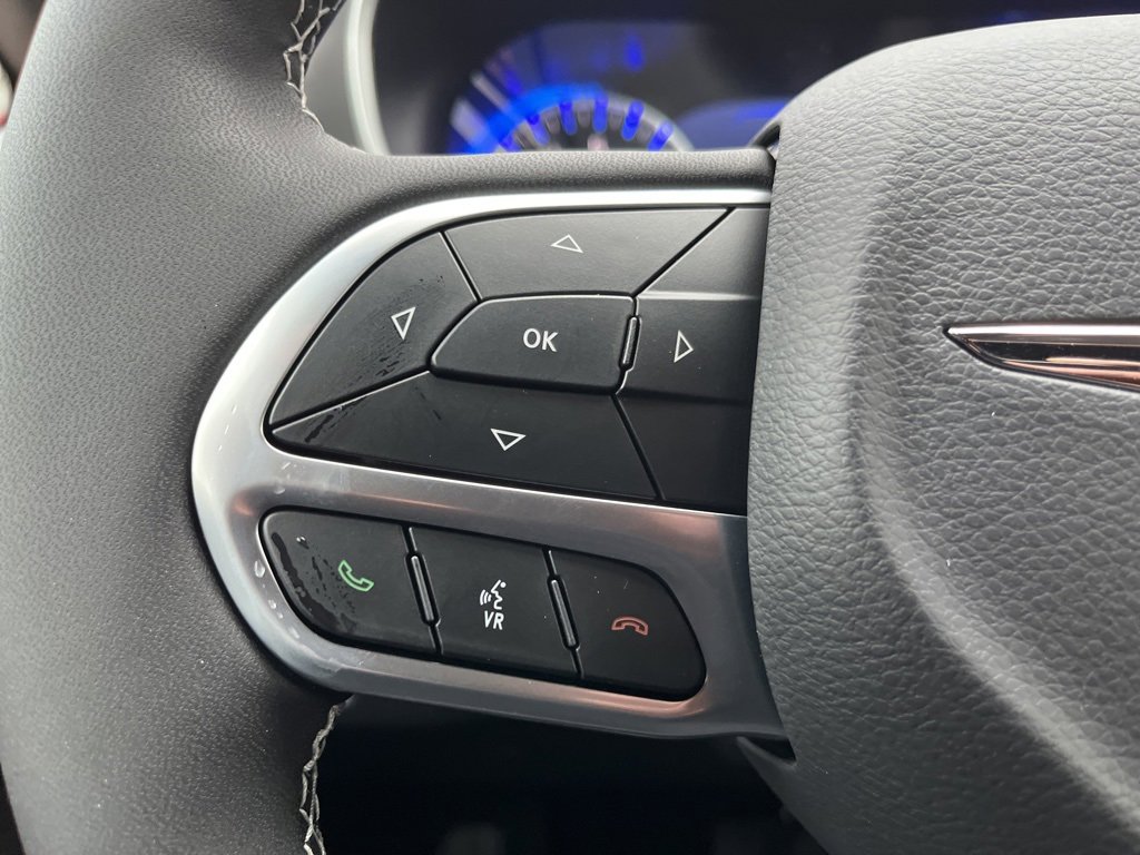 New 2026 Chrysler Pacifica Select image 28