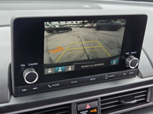 Used 2025 Honda Pilot Sport image 20