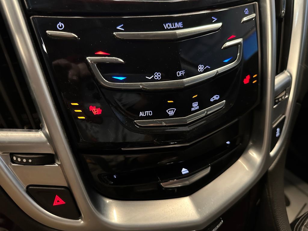 Used 2015 Cadillac SRX Luxury w/ Driver Awareness Package AWD/4WD image 14