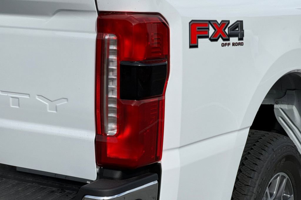New 2026 Ford F350 Lariat w/ Lariat Premium Package AWD/4WD image 6