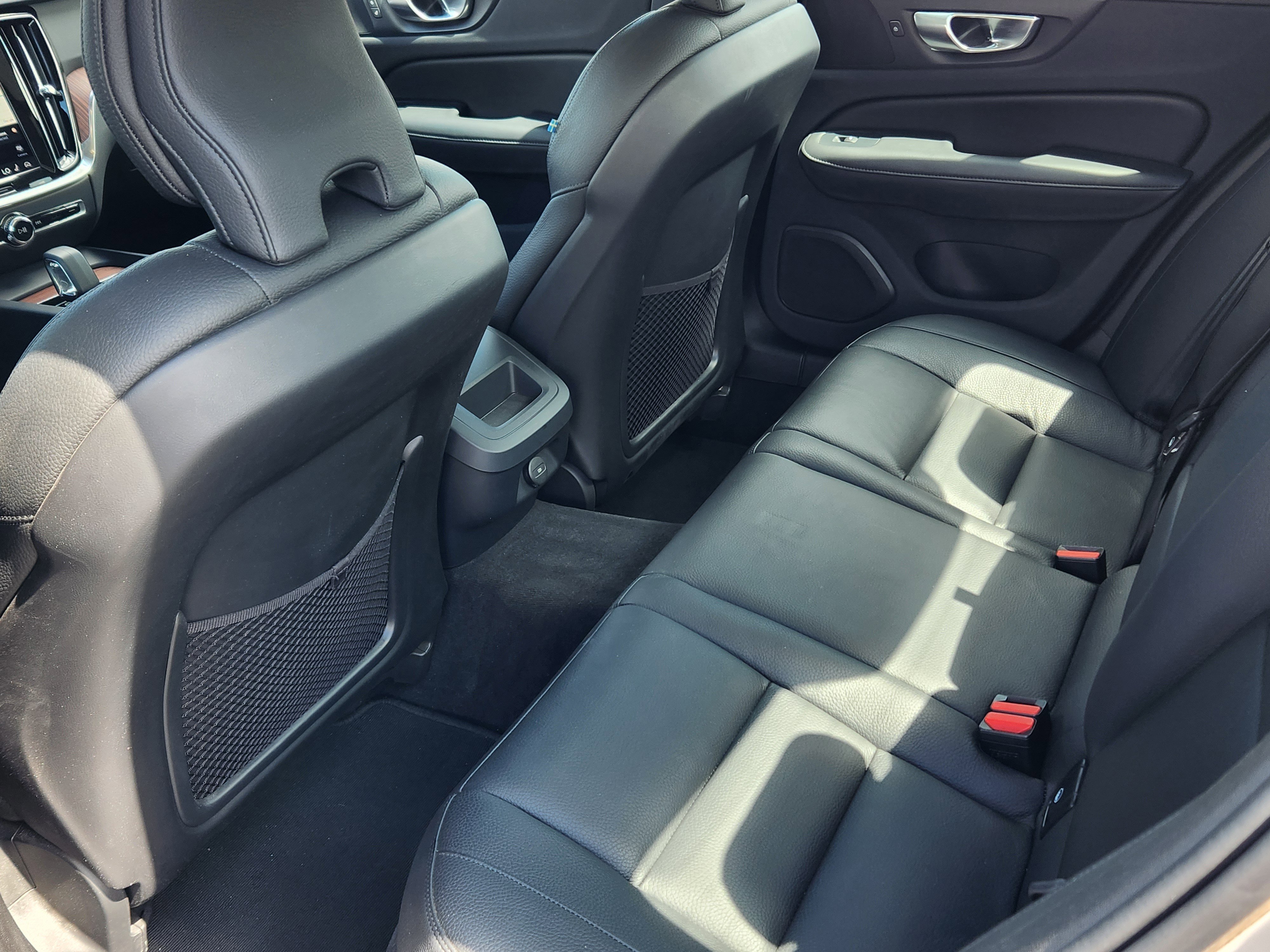 Used 2024 Volvo S60 B5 Plus FWD image 19