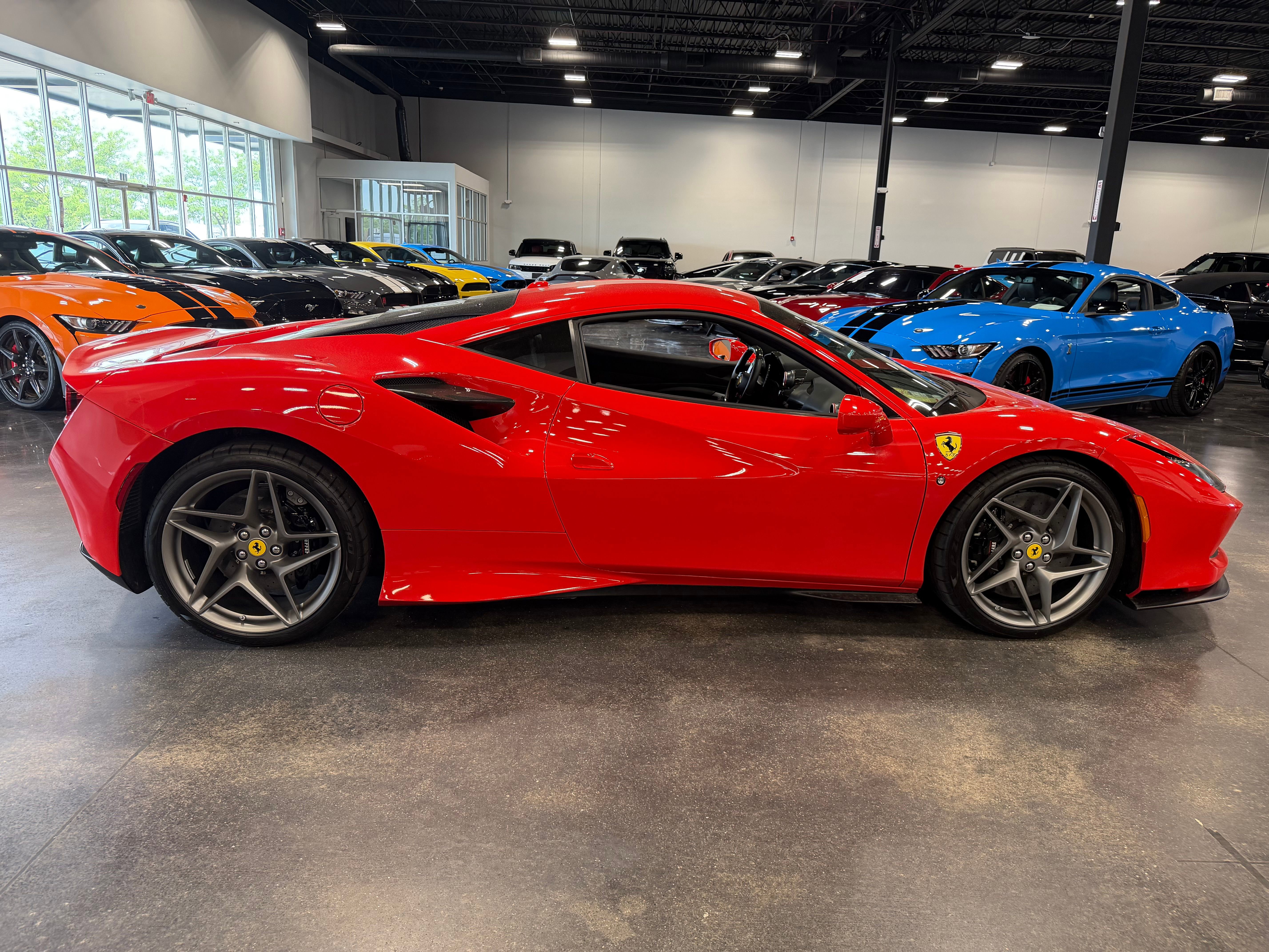 Used 2021 Ferrari F8 Tributo RWD image 8