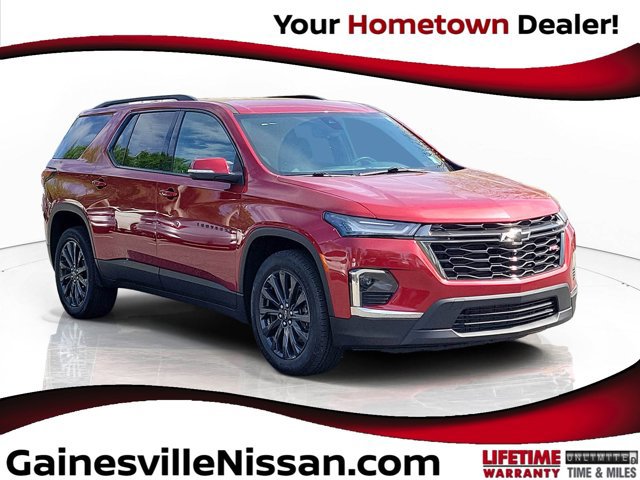 Used 2022 Chevrolet Traverse RS FWD image 1