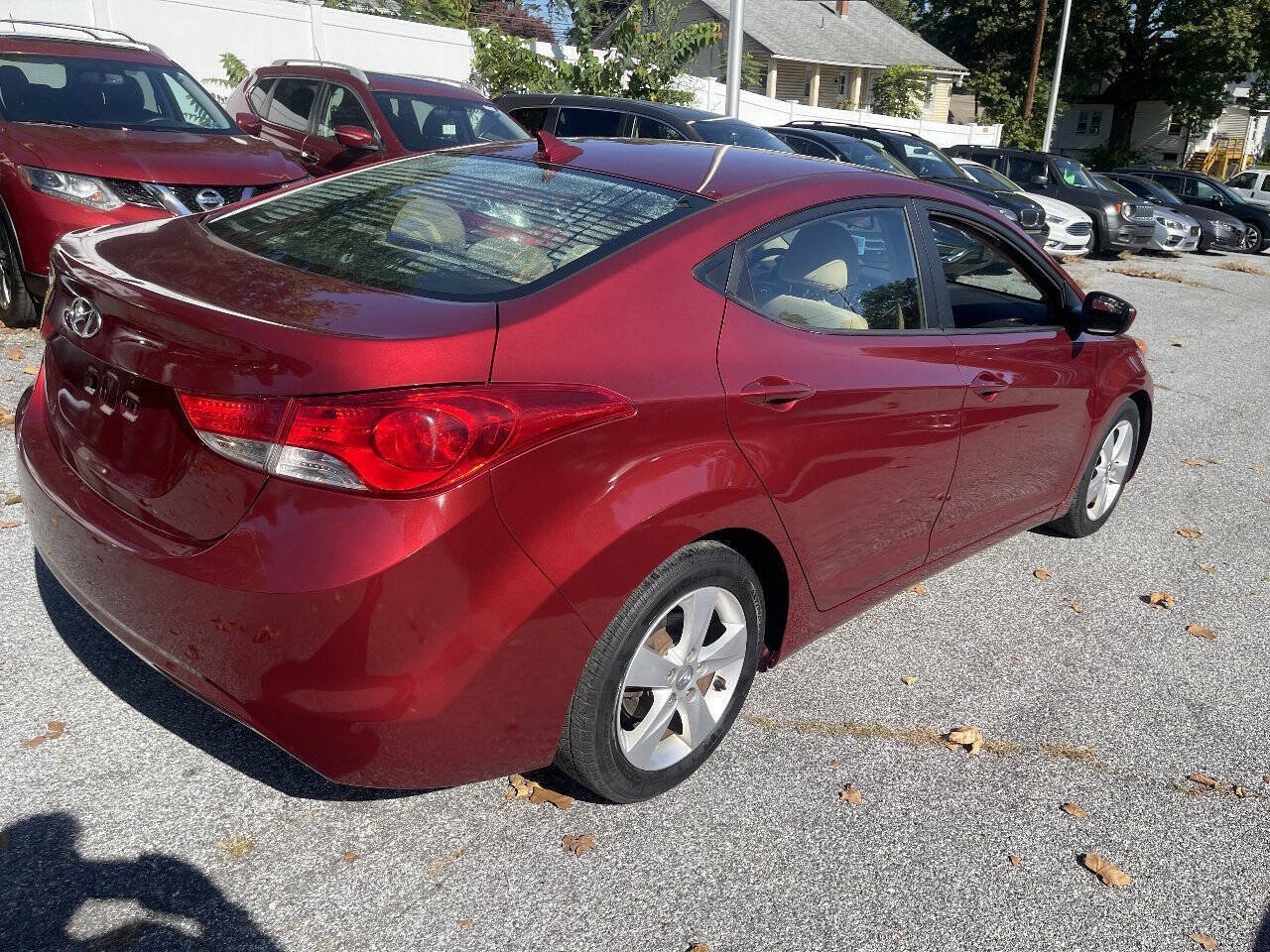 Used 2013 Hyundai Elantra GLS w/ Preferred Pkg FWD image 5