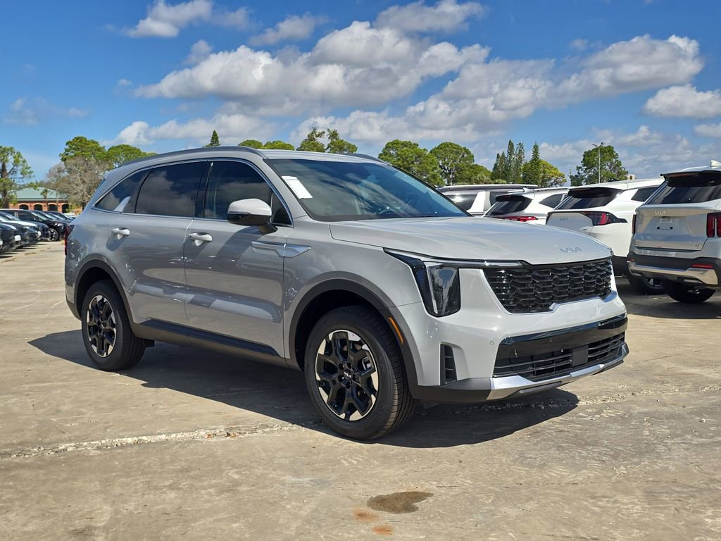 New 2026 Kia Sorento S image 2