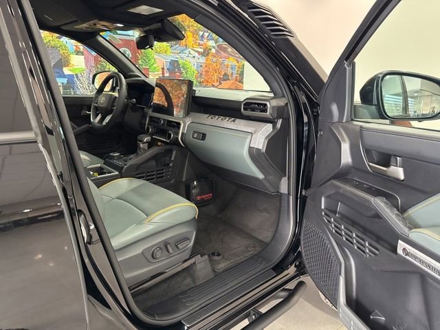 Used 2025 Toyota Tacoma Trailhunter image 49