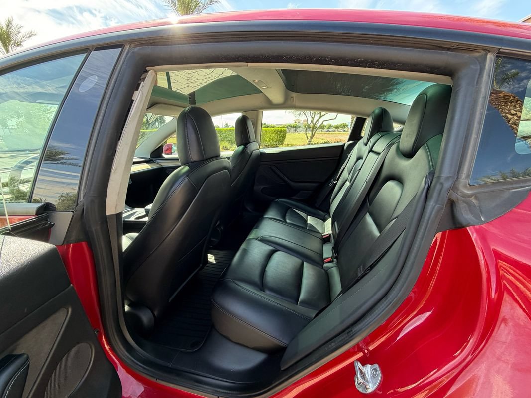 Used 2022 Tesla Model 3 RWD image 10