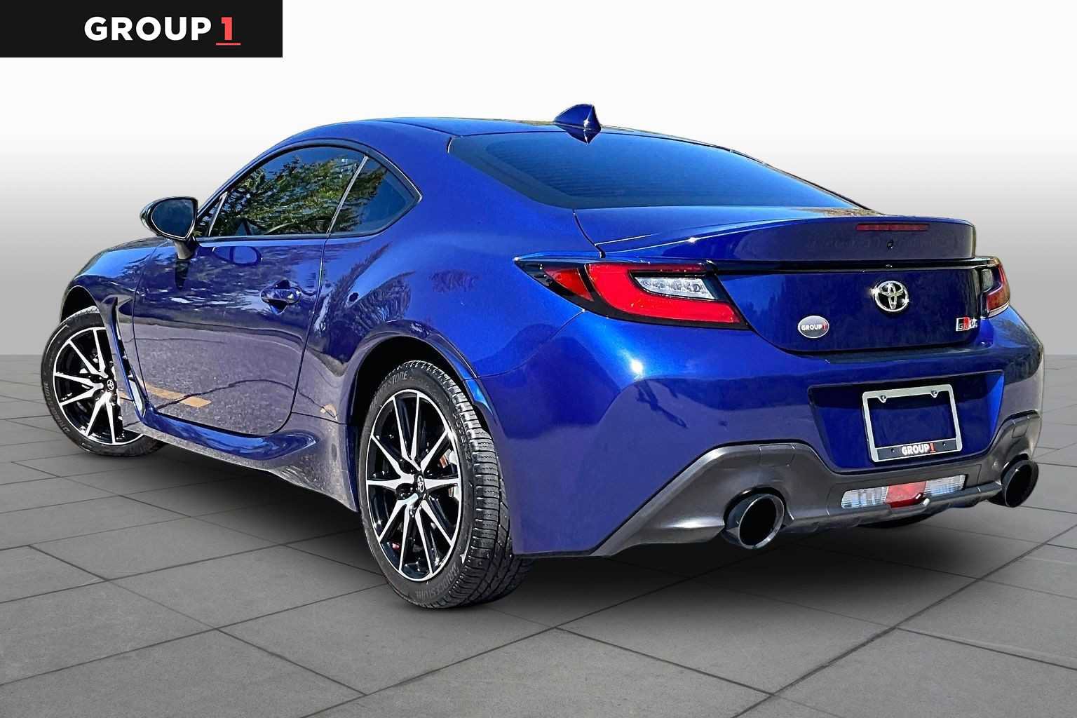 Certified 2022 Toyota GR86 w/ ALL Weather Mat Package (TMS) RWD image 11