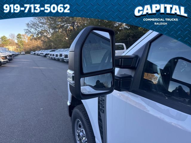 New 2026 Ford F250 XL w/ XL Chrome Package image 12