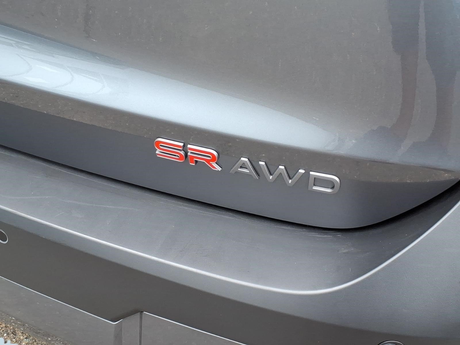 Used 2026 Nissan Kicks SR w/ Cold Weather Package AWD/4WD image 5