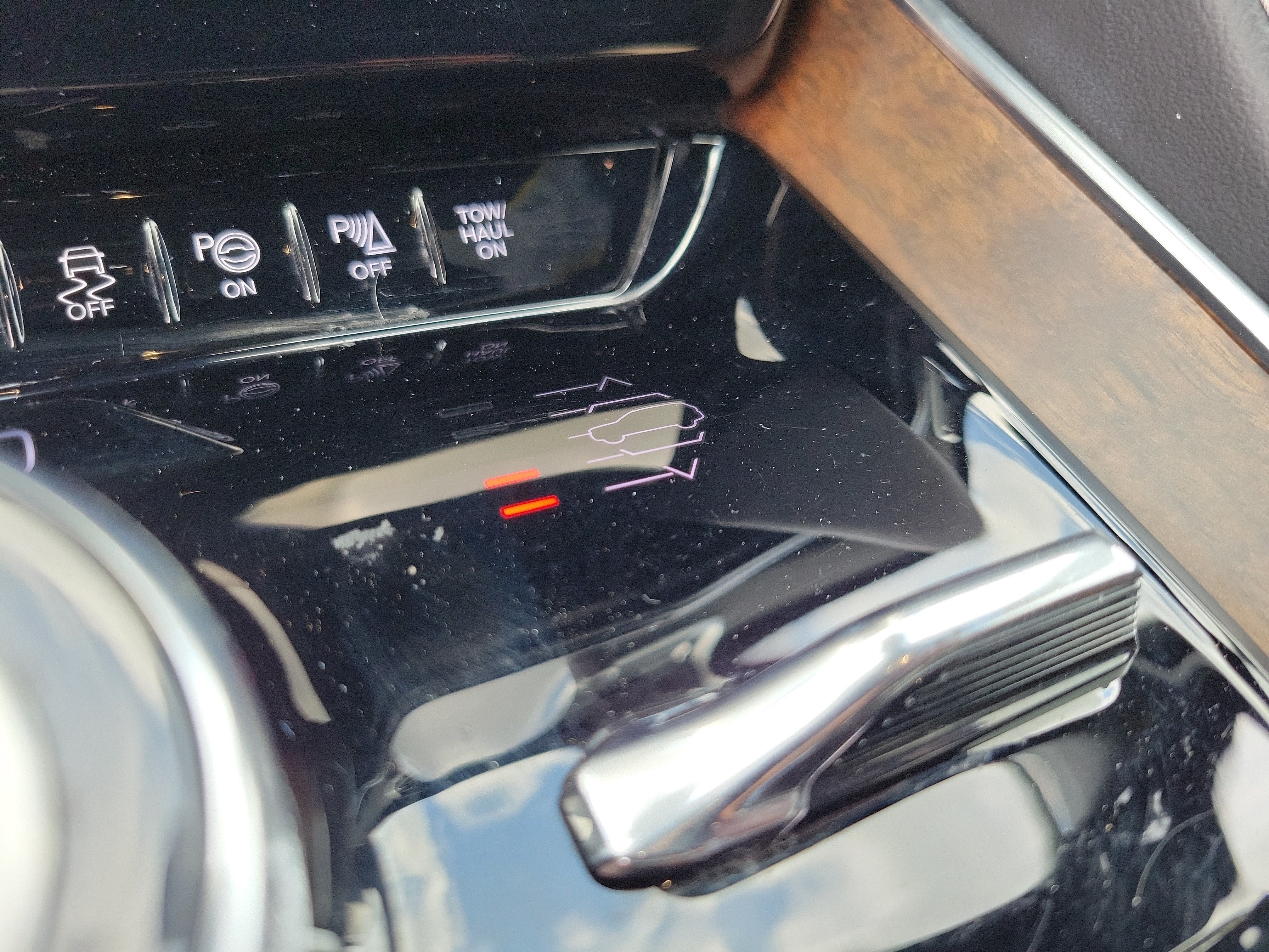 Used 2023 Jeep Grand Wagoneer L Series II AWD/4WD image 21