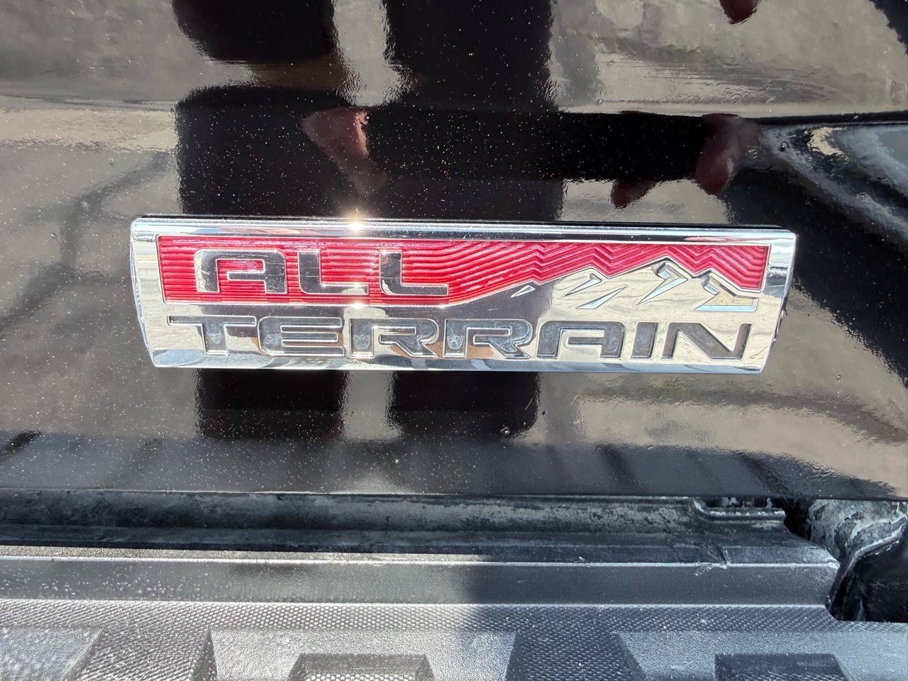 Used 2016 GMC Sierra 1500 SLT w/ All Terrain X Package AWD/4WD image 11