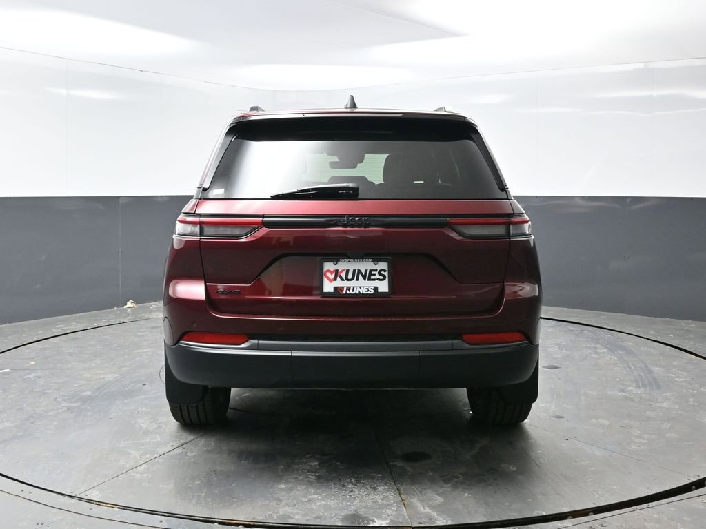 New 2026 Jeep Grand Cherokee Limited w/ Limited Altitude Package image 8
