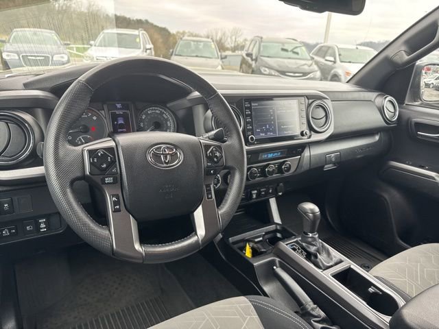 Used 2023 Toyota Tacoma TRD Sport w/ Technology Package AWD/4WD image 12