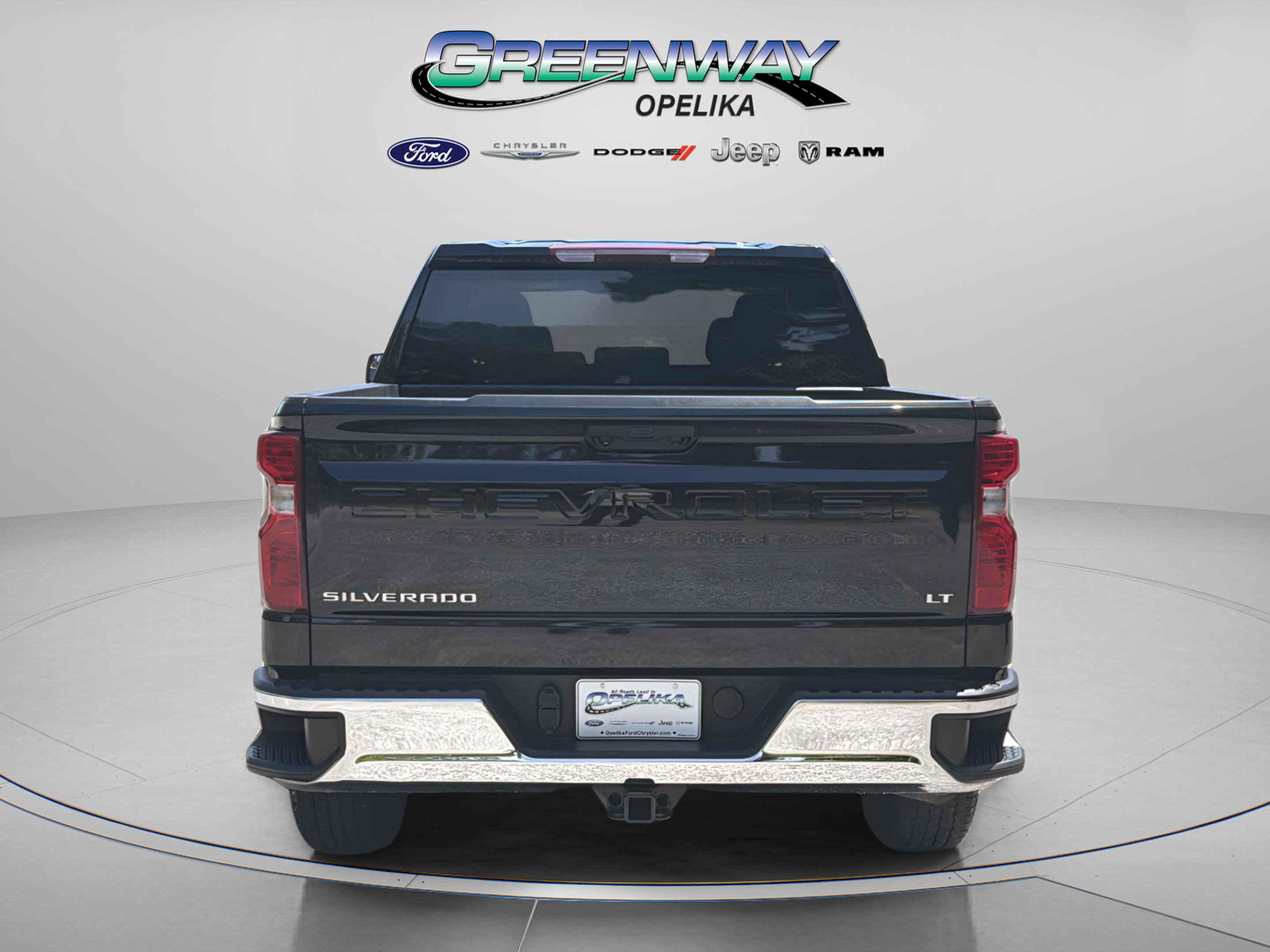 Used 2023 Chevrolet Silverado 1500 LT AWD/4WD image 17