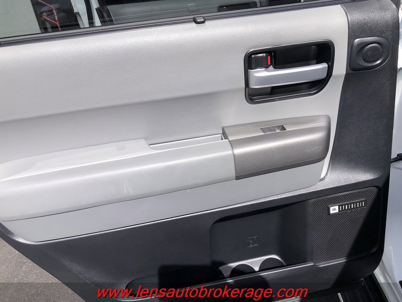 Used 2017 Toyota Sequoia Limited w/ Safety & Convenience Package RWD image 17
