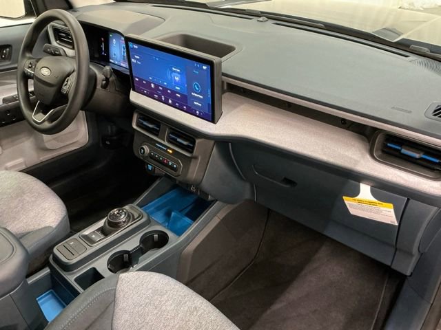 Used 2025 Ford Maverick XLT image 19