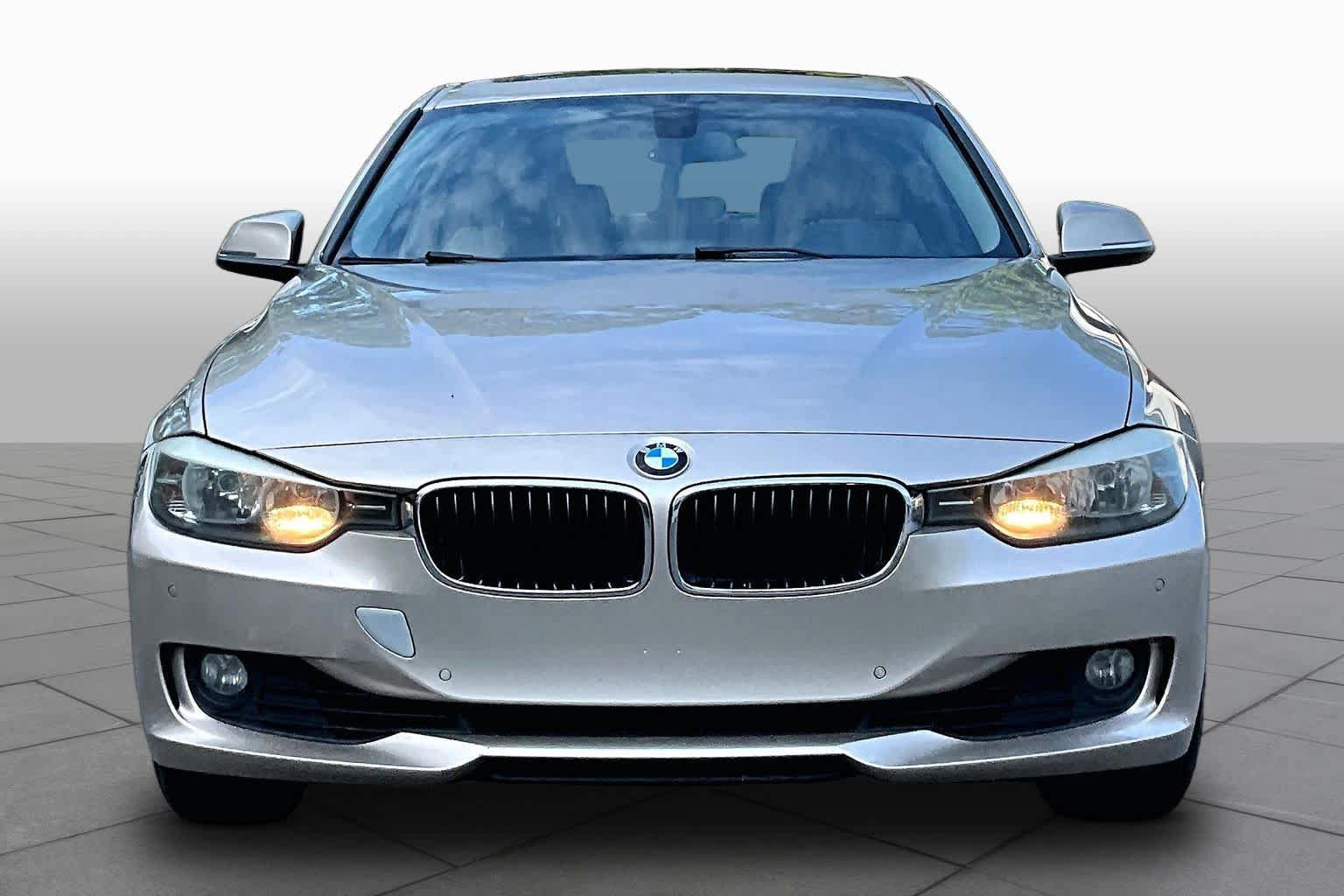 Used 2015 BMW 328i Sedan RWD image 4